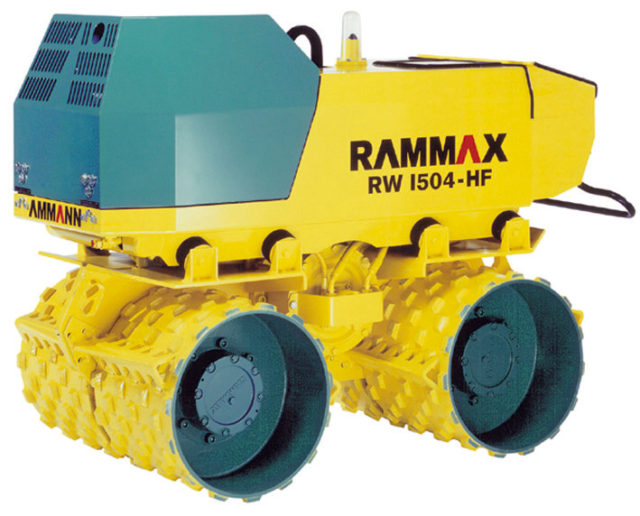 příkopový válec Rammax RW1504