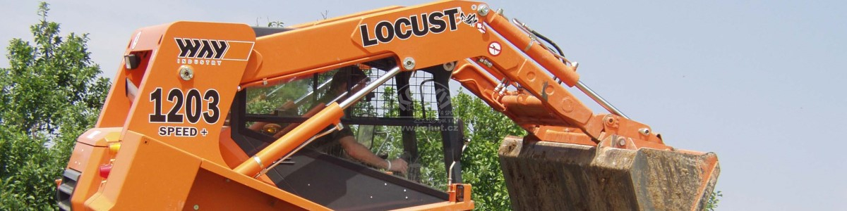 Poslední letošní nakladač Locust 1203
