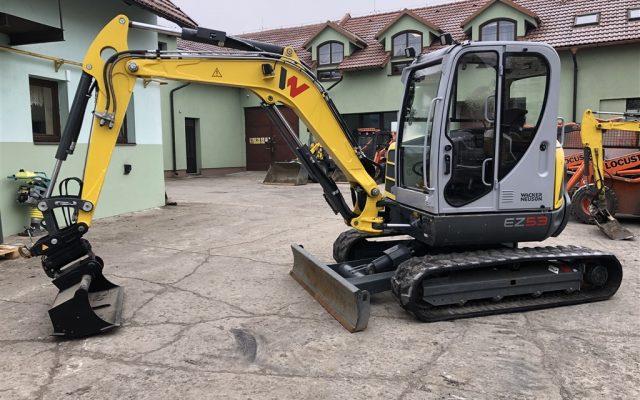 Bagr Wacker Neuson EZ53 bazar