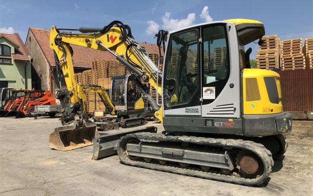 Wacker Neuson ET90 bagr bazar